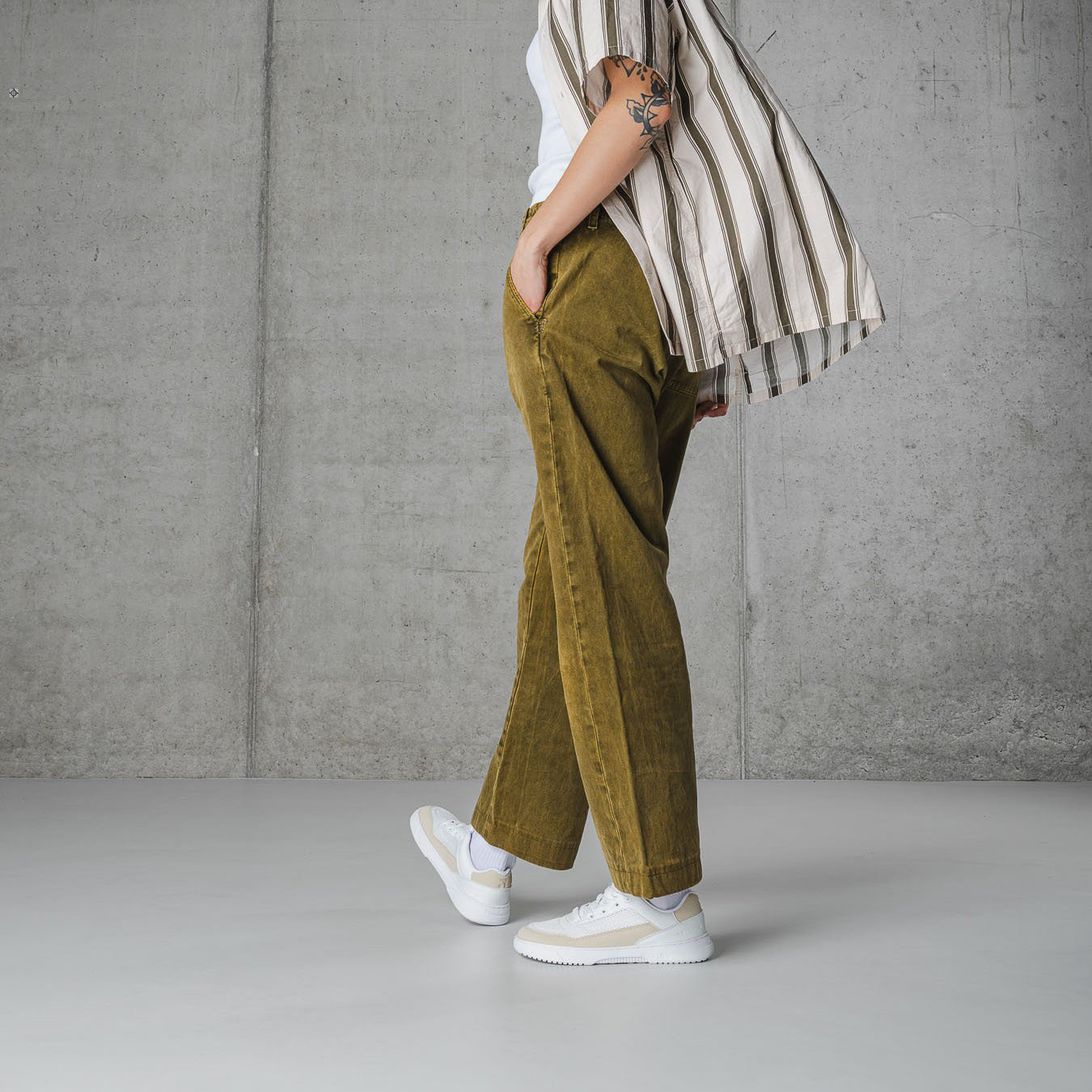 Barebarics - Vaporo - White & Beige