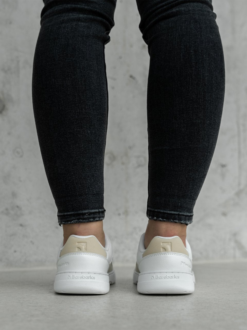 Barebarics - Vaporo - White & Beige